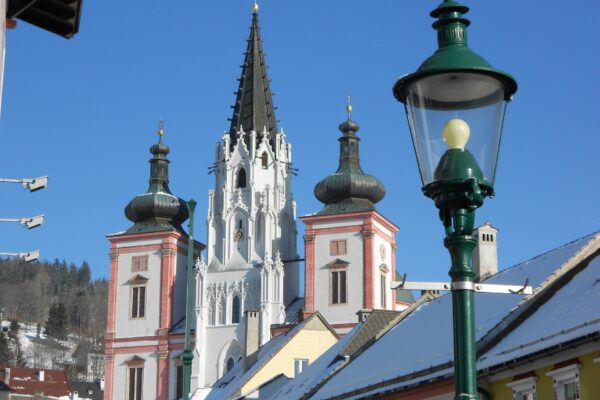 Kirchen- und Kulturschätze Österreichs Sonntagberg - Mariazell - Heiligenkreuz - Klosterneuburg